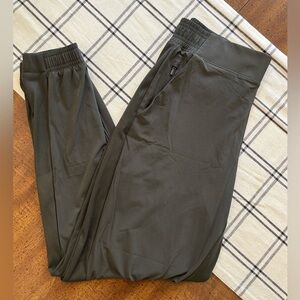 Athleta Brooklyn Joggers Women’s Size 8 Olive Green